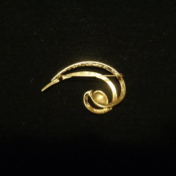 VINTAGE LG SWIRL BLING GOLDTONE PIN - Picture 4 of 4